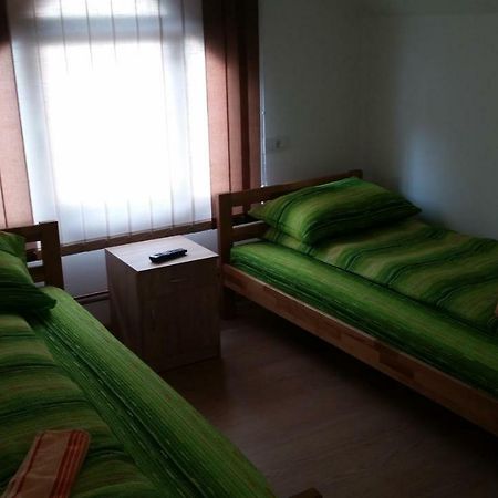 Art Hotel Nova Varos Ngoại thất bức ảnh