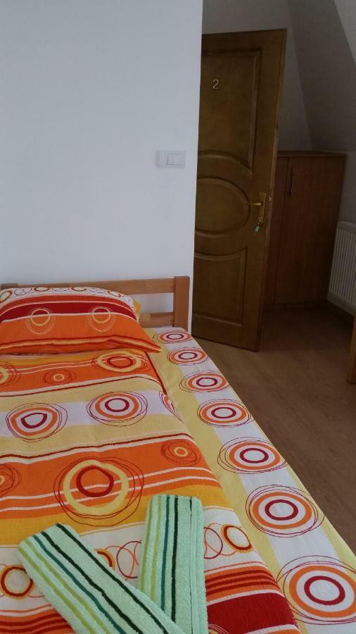 Art Hotel Nova Varos Ngoại thất bức ảnh